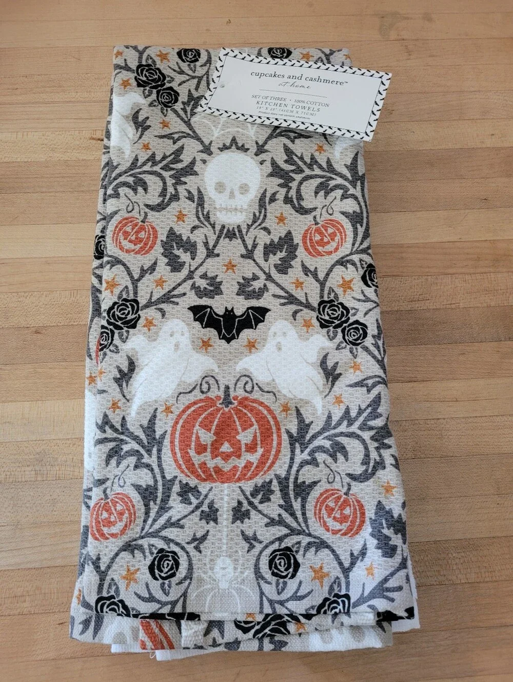 NEW Cupcakes and Cashmere Halloween Kitchen Towel - Pumpkin & Skull Design